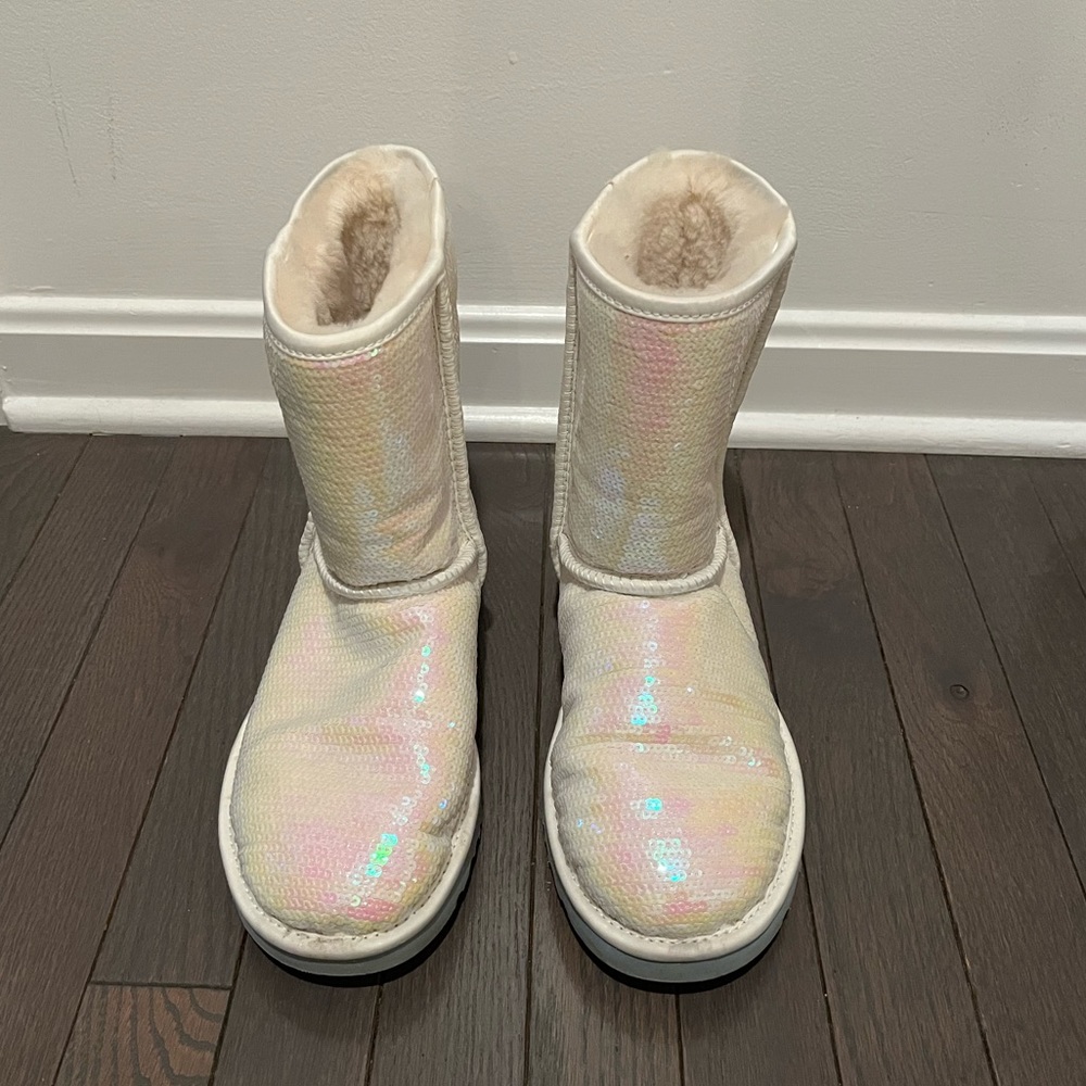 Sparkly White Shimmer Short Ugg Boots